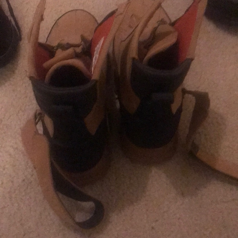 Boot - Picture 3 of 3